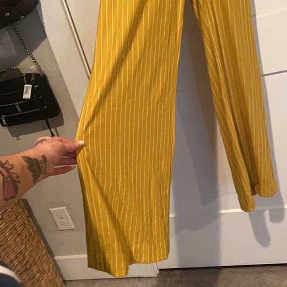 NWT jumper bow tie in back white stripes - Picture 3 of 10